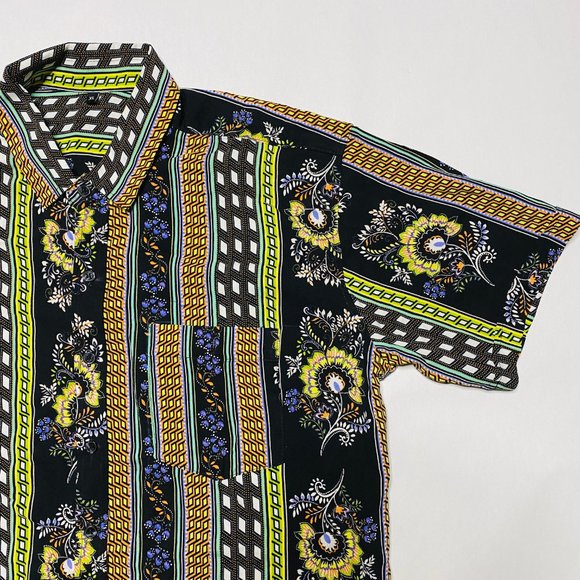 June Bloom button up - Picture 3 of 6